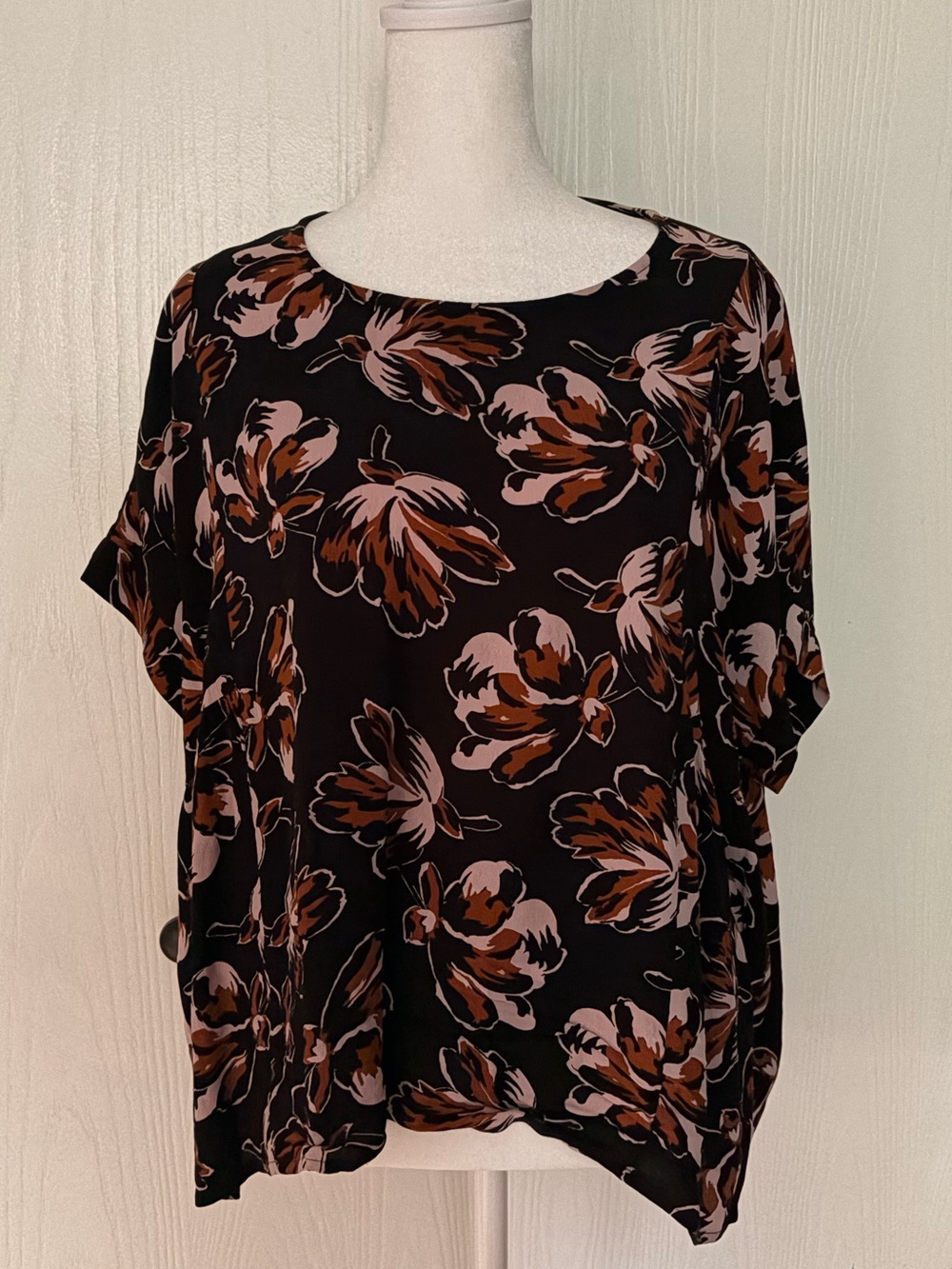 Madewell Black Floral Short-Sleeve Blouse with Brown & Pink Flowers